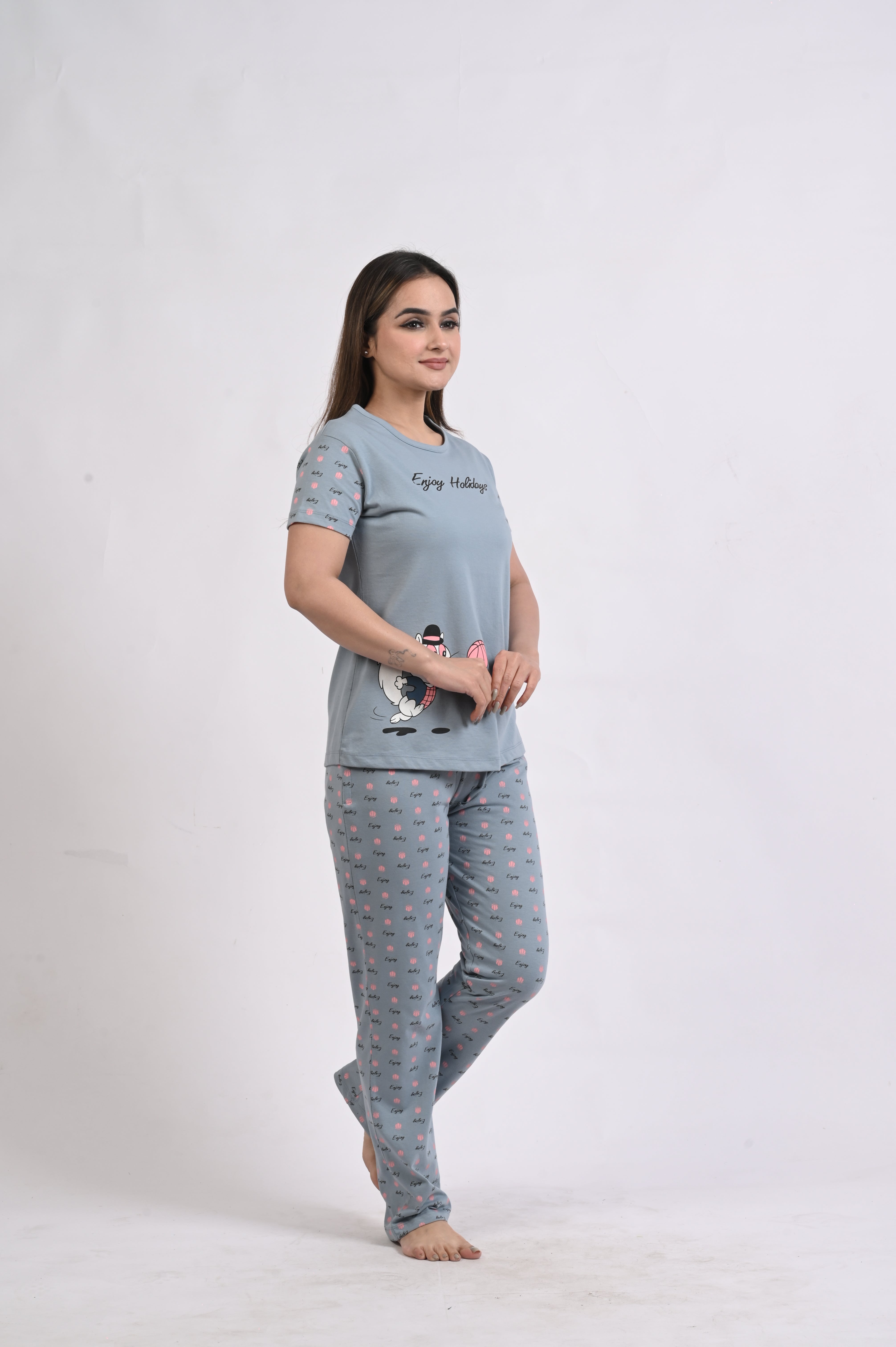 Short Top Night Suit