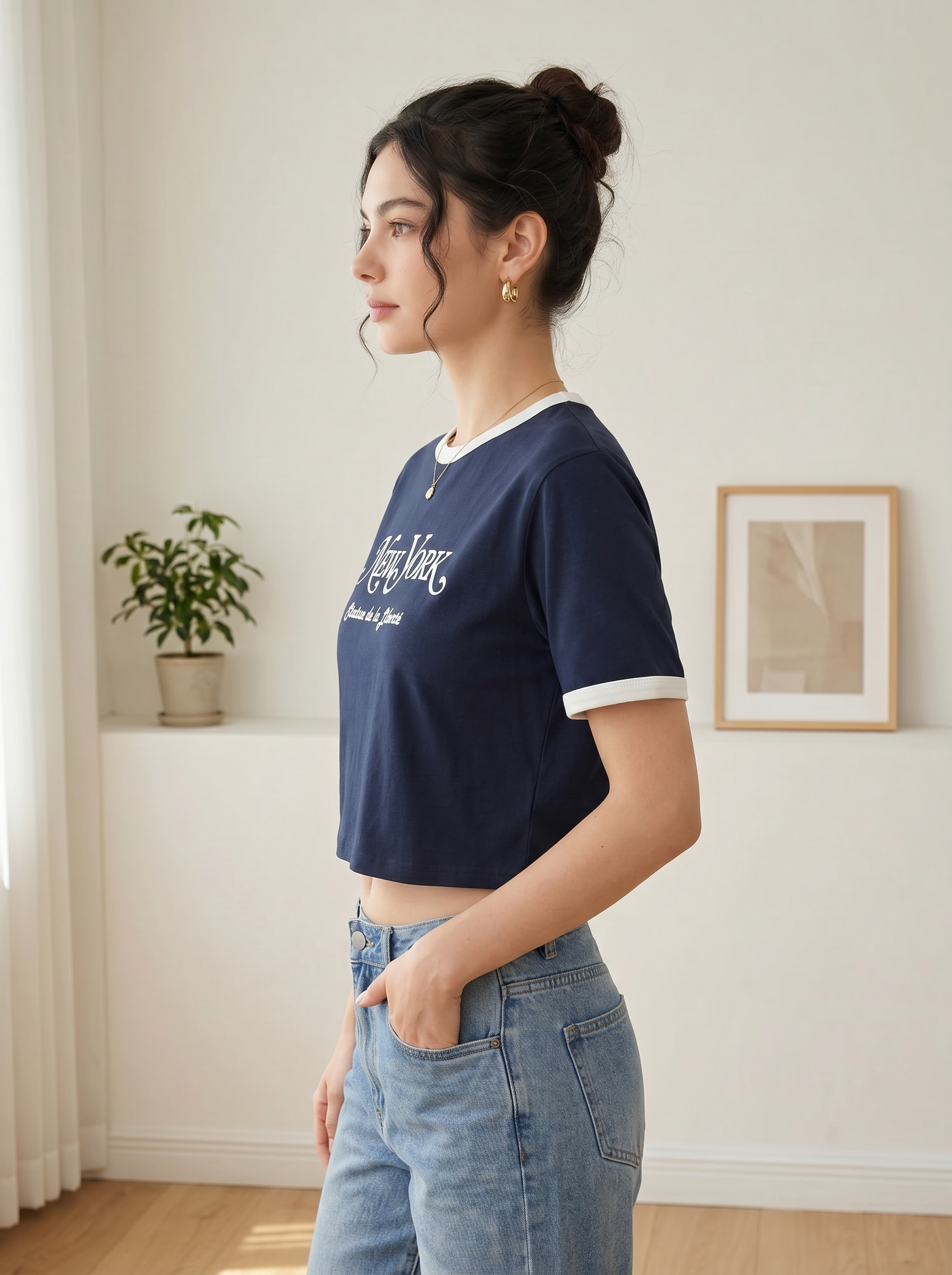 Statue Of lLiberty Ringer Crop Tee
