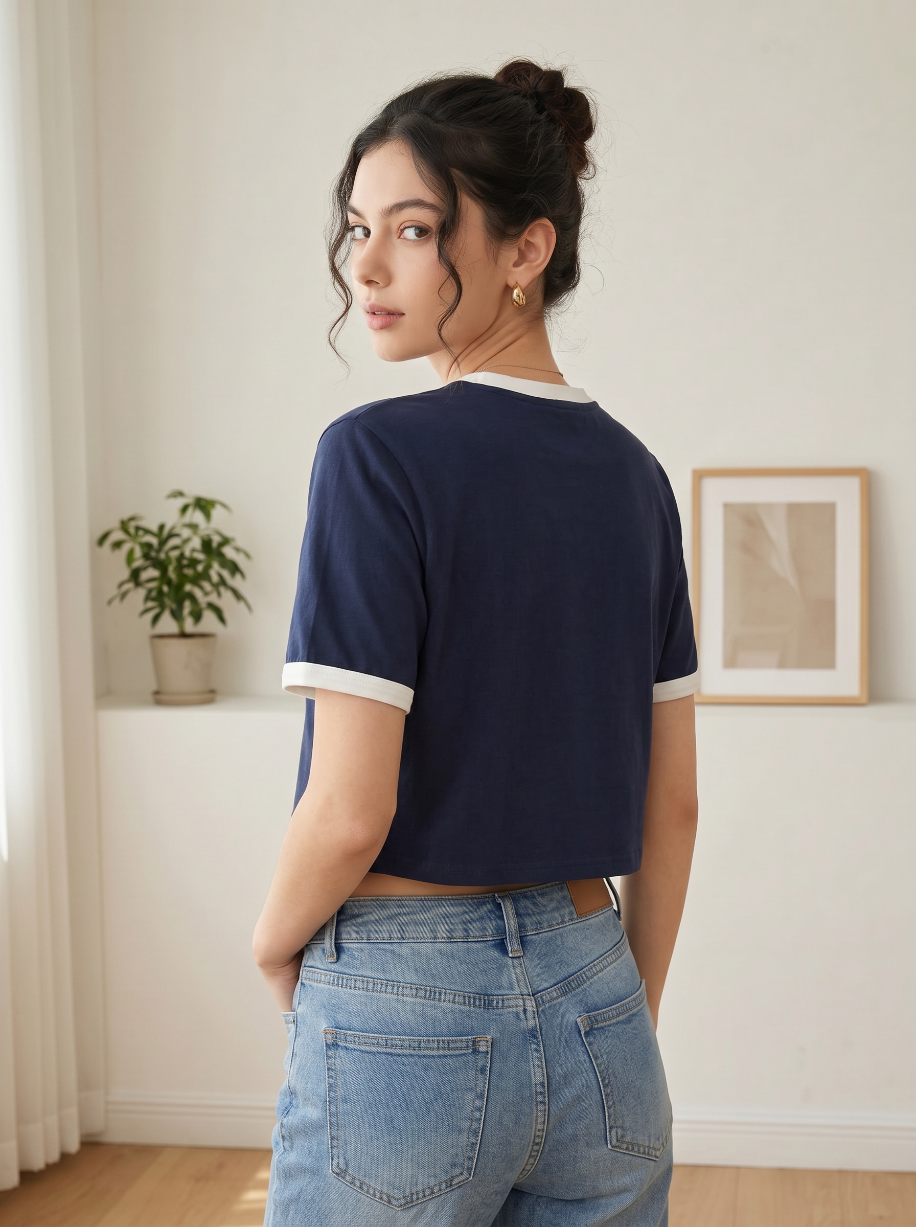 Statue Of lLiberty Ringer Crop Tee